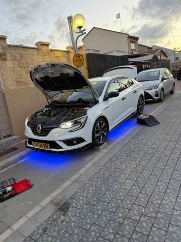 רנו מגאן