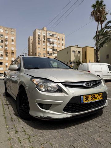 יונדאי i30