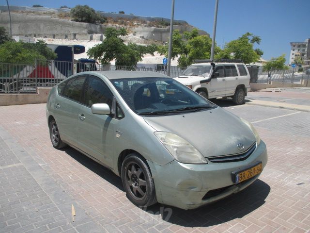 טויוטה פריוס