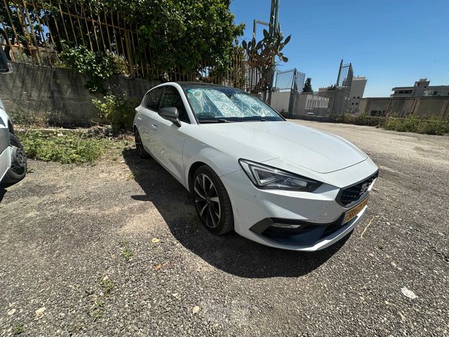 סיאט לאון