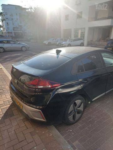 יונדאי איוניק