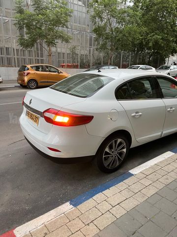 רנו פלואנס