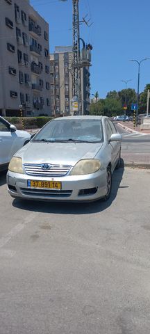 מודעת רכב טויוטה קורולה
