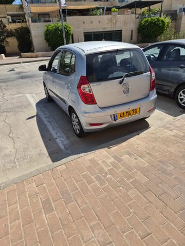 יונדאי i10