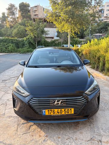 יונדאי איוניק