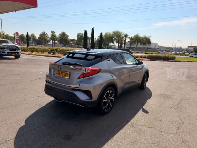 טויוטה C-HR