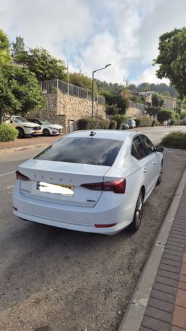 סקודה אוקטביה