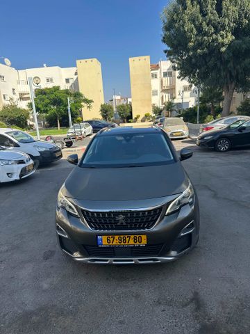 פיג'ו 3008