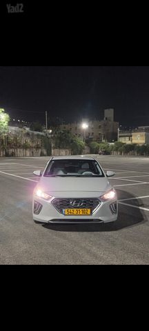 יונדאי איוניק