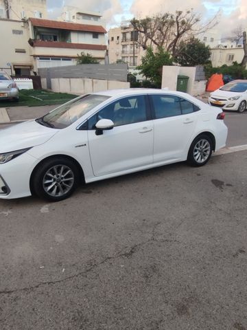 טויוטה קורולה