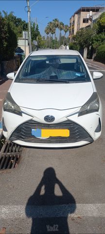 מודעת רכב טויוטה יאריס