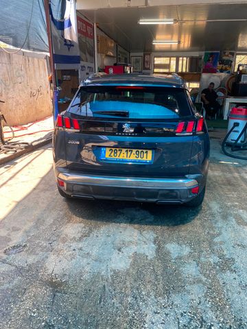 פיג'ו 3008