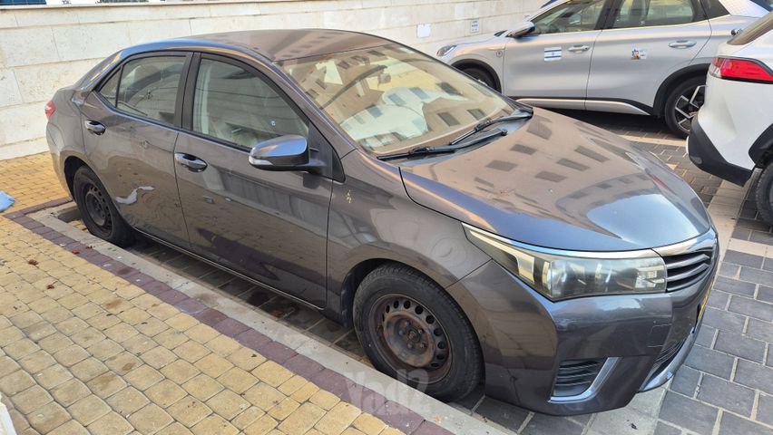 מודעת רכב טויוטה קורולה