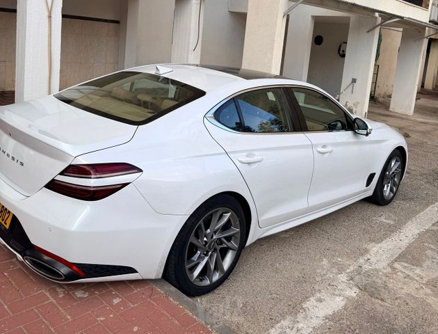ג'נסיס G70
