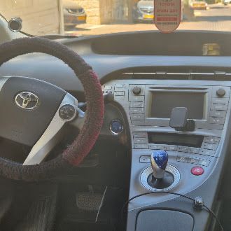 טויוטה פריוס