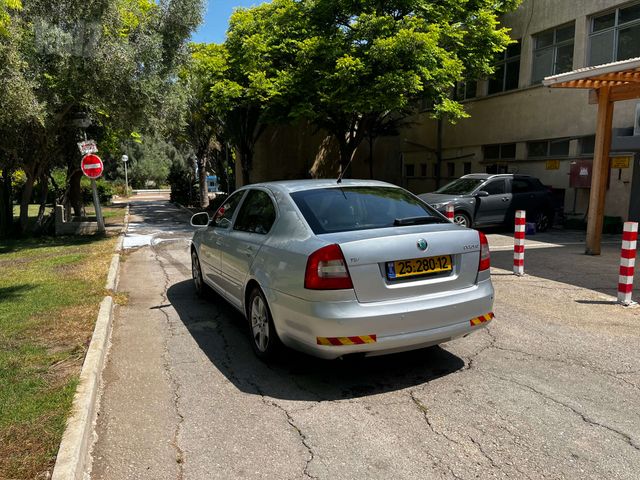 סקודה אוקטביה
