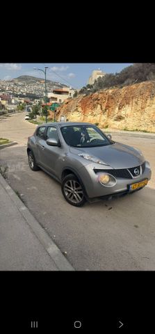 ניסאן ג'וק