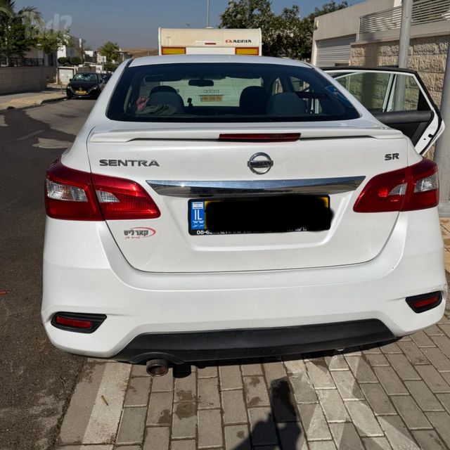 ניסאן סנטרה