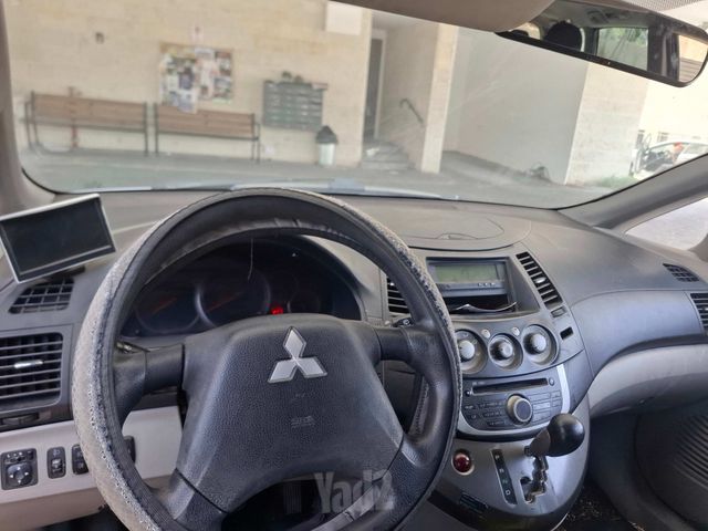 מודעת רכב מיצובישי גרנדיס