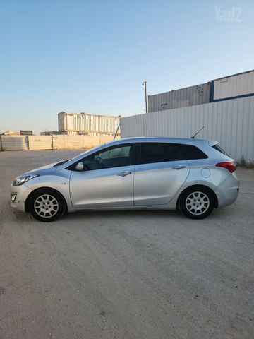 יונדאי i30