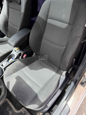 יונדאי i30