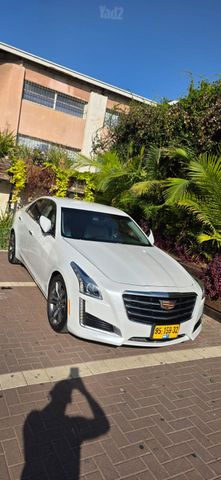 מודעת רכב קאדילק CTS