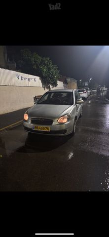 יונדאי אקסנט i25