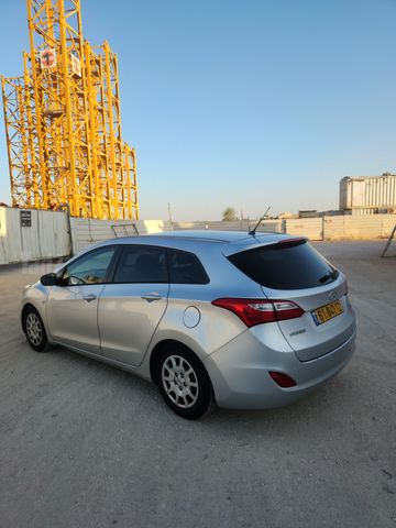 יונדאי i30