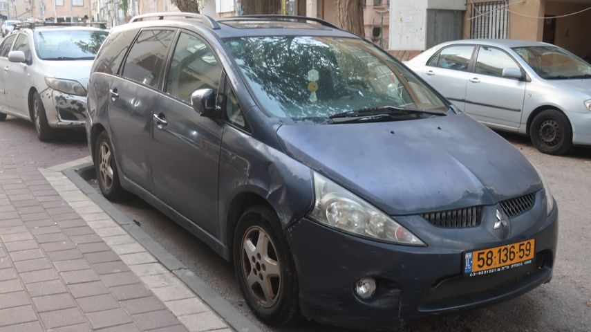מודעת רכב מיצובישי גרנדיס