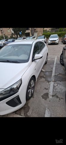 יונדאי איוניק