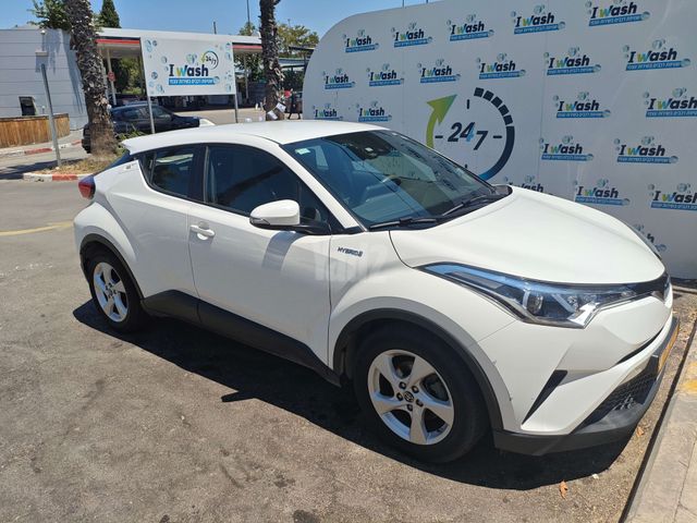 טויוטה C-HR