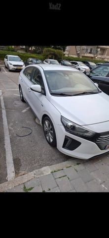 יונדאי איוניק