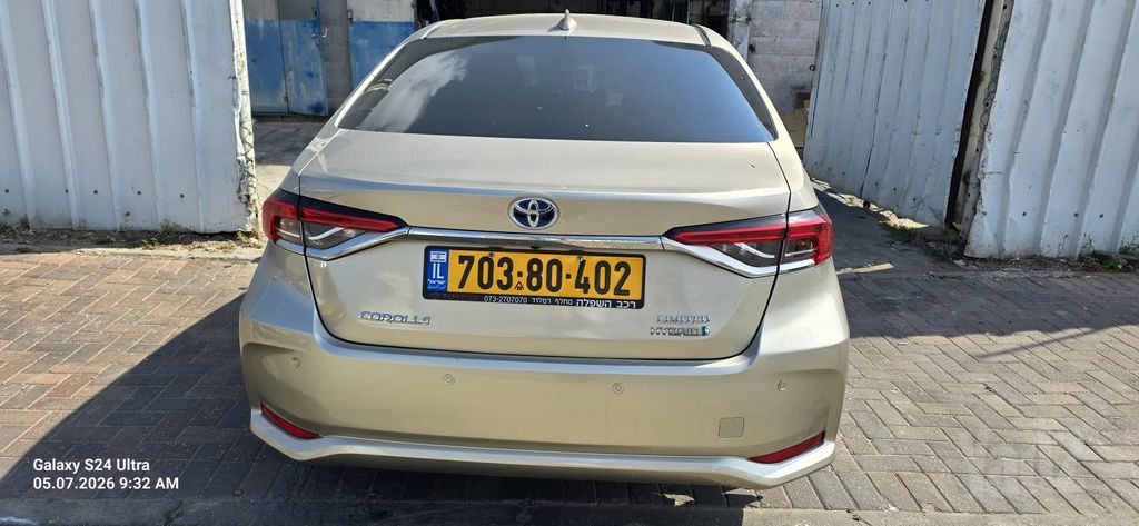 טויוטה קורולה