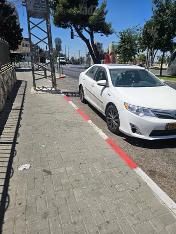 מודעת רכב טויוטה קאמרי