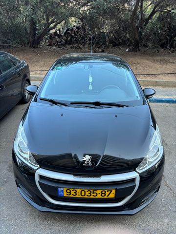 פיג'ו 208