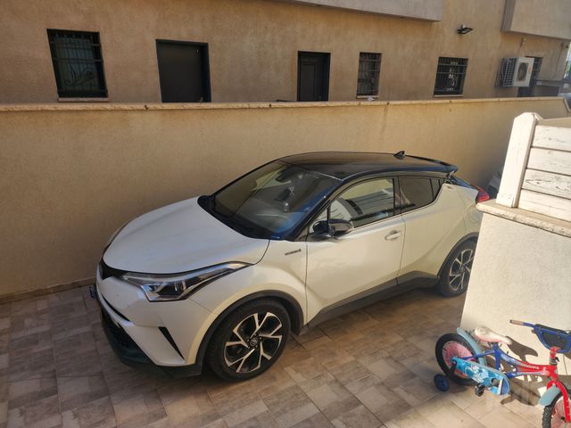 טויוטה C-HR