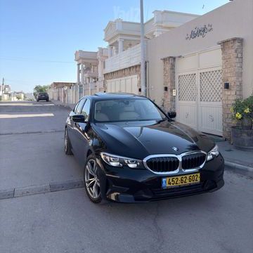 מודעת רכב ב מ וו סדרה 3