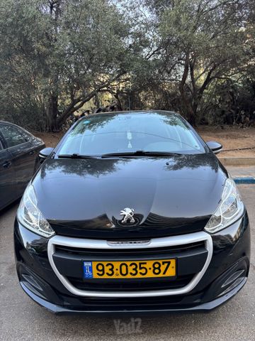 פיג'ו 208
