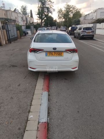 טויוטה קורולה