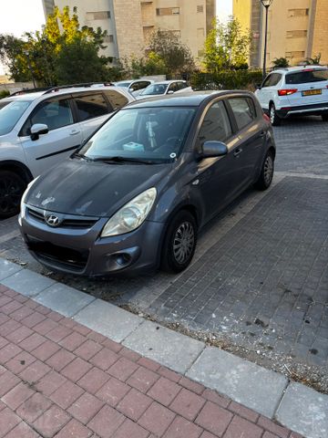 יונדאי i20