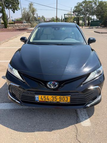 טויוטה קאמרי