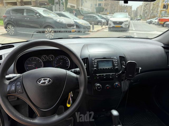 יונדאי i30