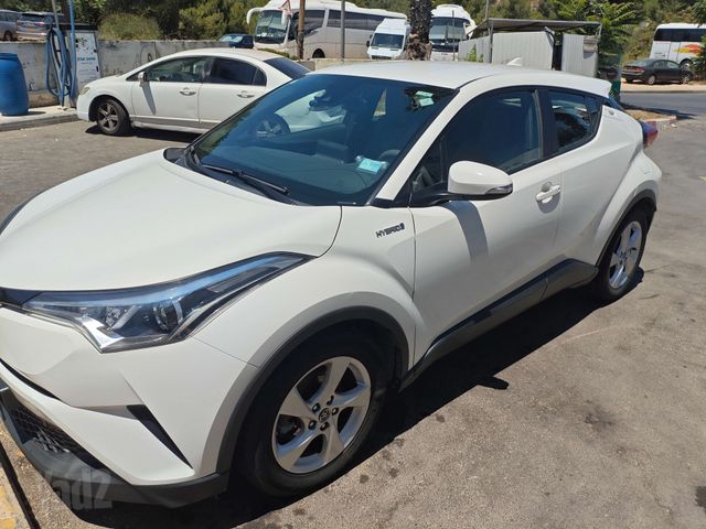 טויוטה C-HR