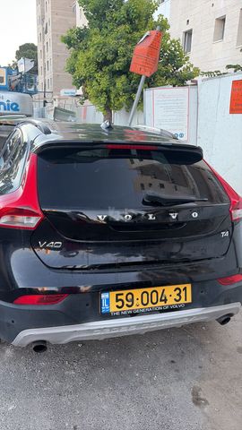 מודעת רכב וולוו V40