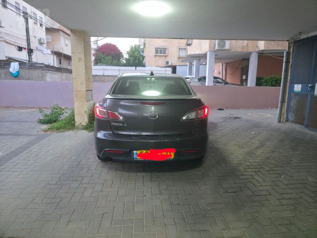 מאזדה 3