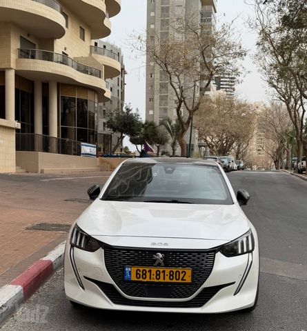מודעת רכב פיג'ו 208