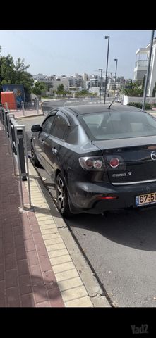 מאזדה 3