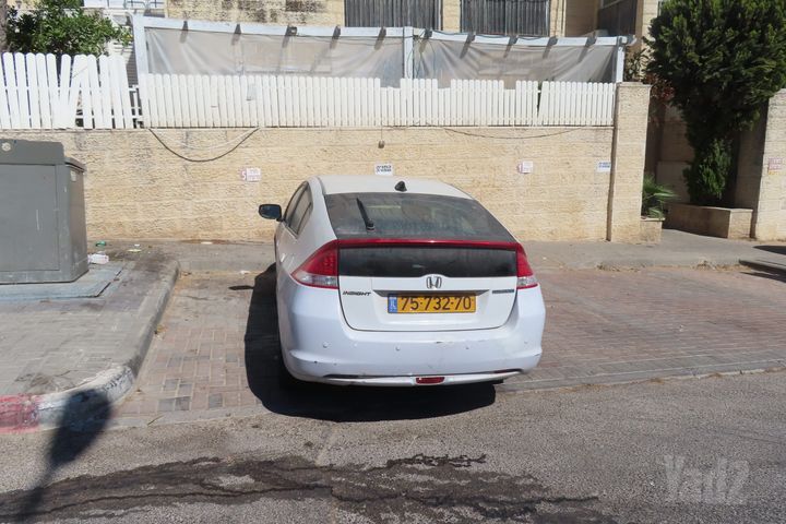 מודעת רכב הונדה אינסייט