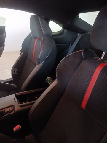 סובארו BRZ
