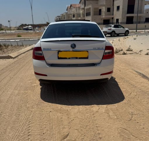 סקודה אוקטביה